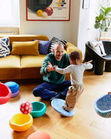 Child balancing on Stapelstein® Board super cool