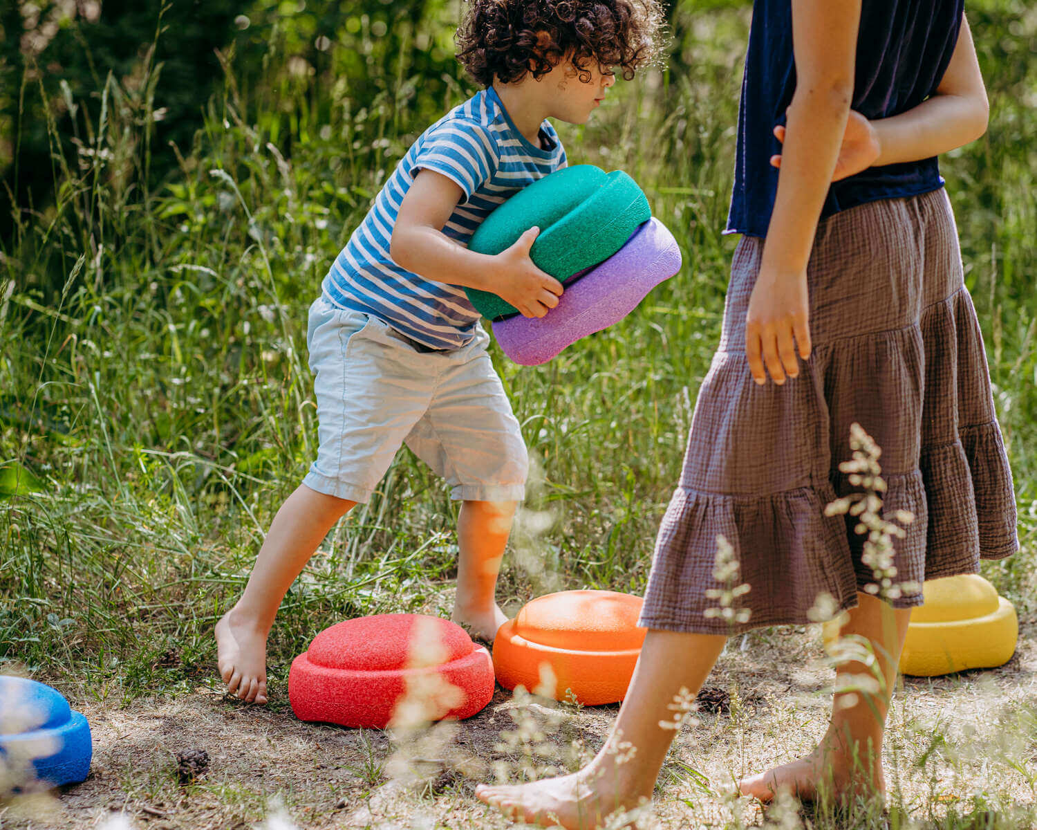 Spring Outdoor Playing 3 Outdoor Play Ideas for Spring and Summer – Stapelstein®